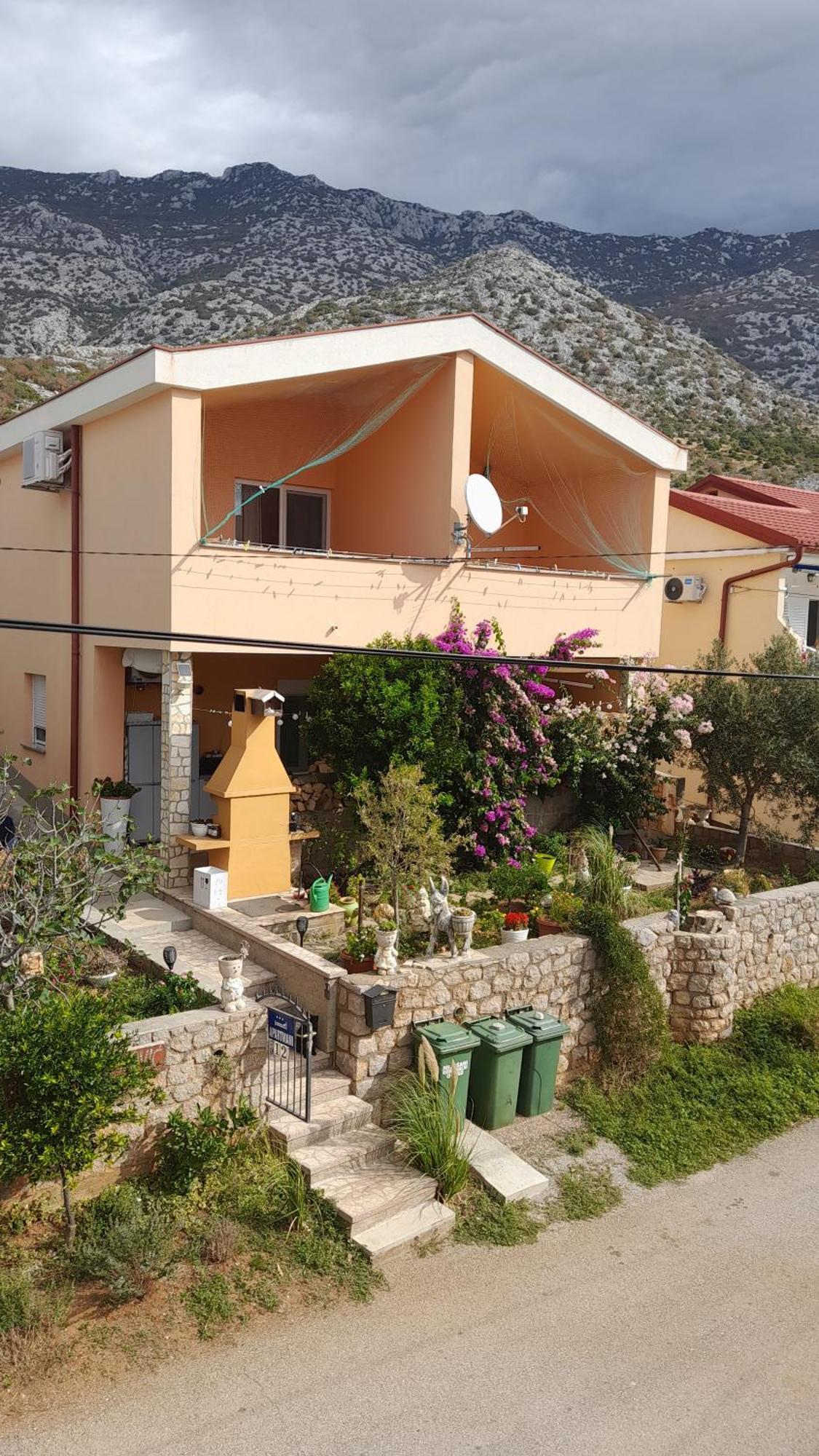 Apartmani Ivankovic Karlobag Room photo